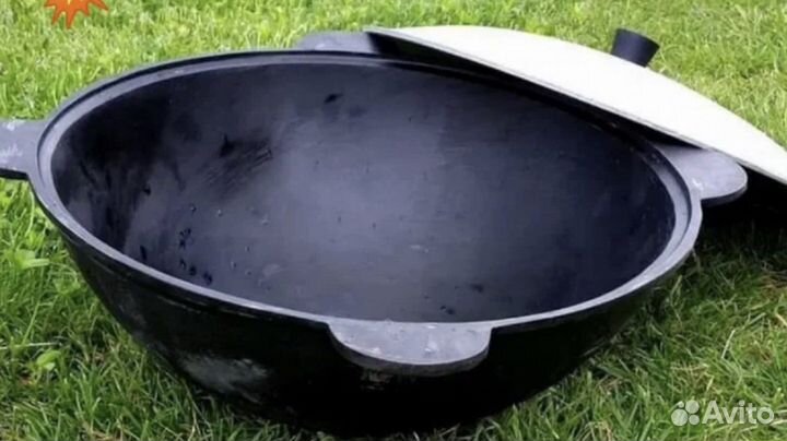 Продаю чугунный казан 12 лит