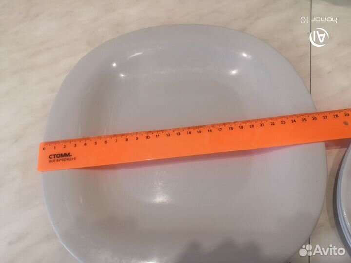 Блюдо 27 см и терелки 20 см фарфор