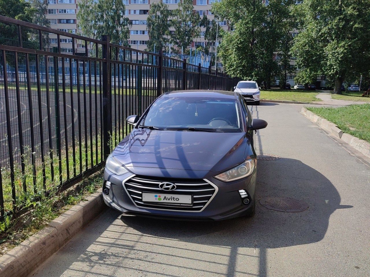 Hyundai Elantra: фото владельца