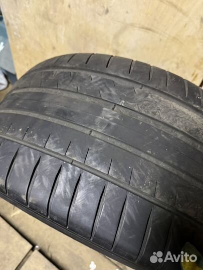 Michelin Pilot Sport 4 275/40 R19 105Y