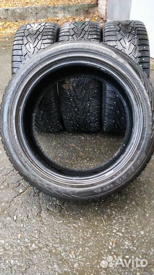 Nokian Tyres Hakkapeliitta 7 215/50 R17 T