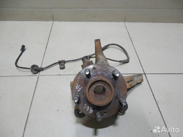 Кулак поворотный передний правый Santa Fe (SM) / S