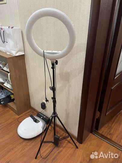 Кольцевая лампа бу