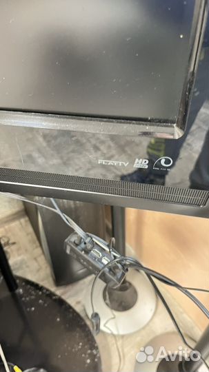 ЖК телевизор Philips 47PFL5522D/12 комплект