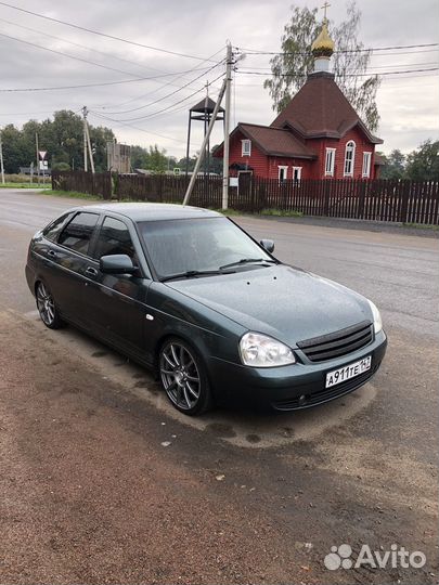 Летняя резина на дисках р17/215/40