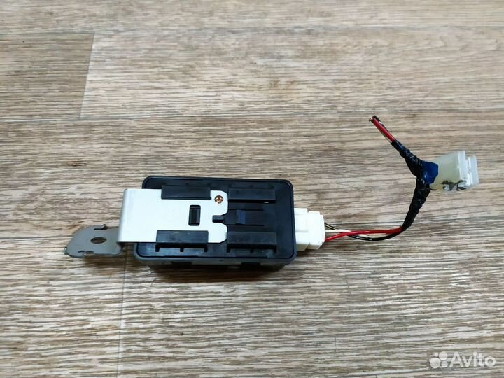 Блок управления центральным замком Mazda 3 BK