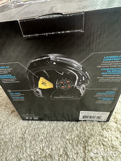 Шлем хоккейный