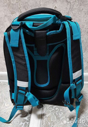 Рюкзак школьный