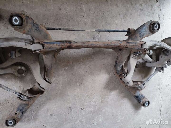 Задняя балка Audi A4 B8