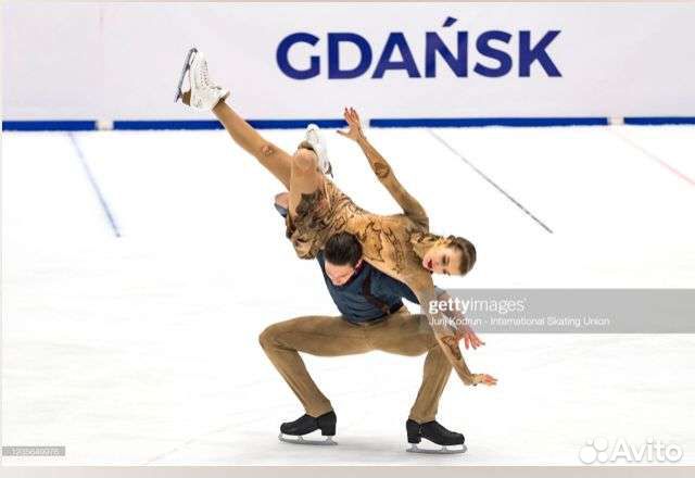 Тренер по фигурному катанию