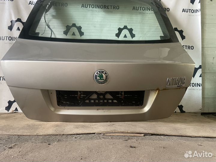 Крышка багажника Skoda octavia a5 лифтбек 1U682702