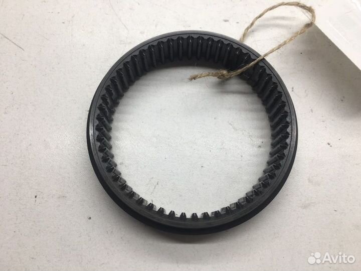 Муфта синхронизатора Audi Q3 8UB chpb 2012