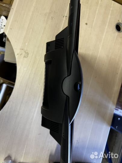 Polycom V700, система персональной видеоконференцс