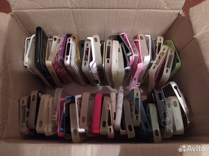 Чехлы на телефон