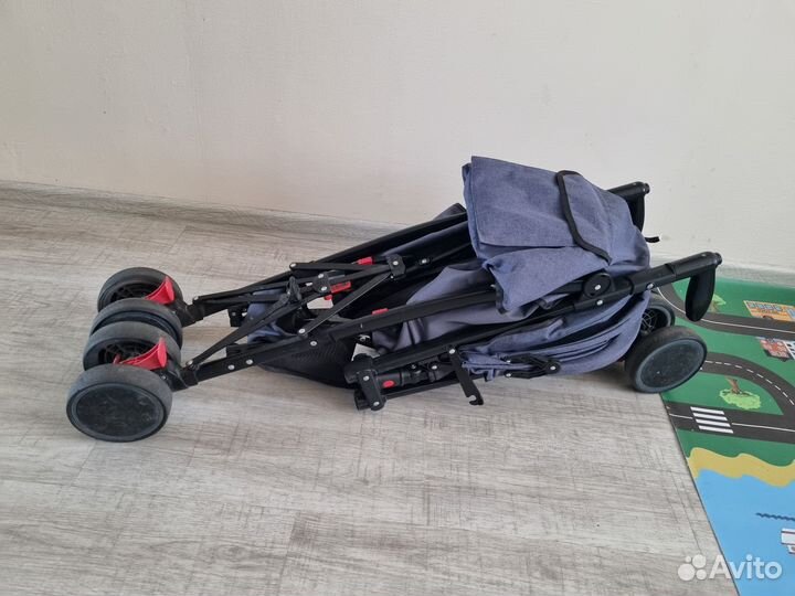 Коляска трость