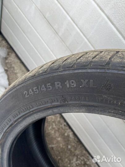 Continental ContiWinterContact TS 830 P 245/45 R17 102V