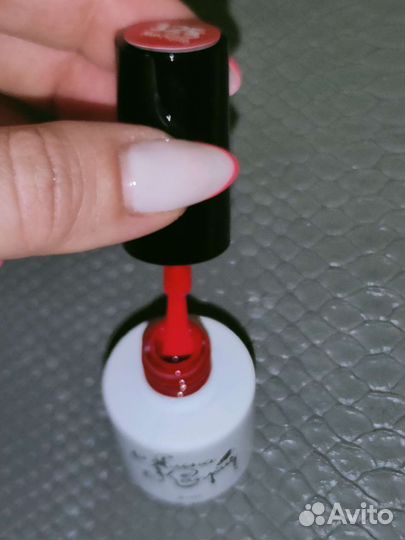 Гель-лаки для ногтей