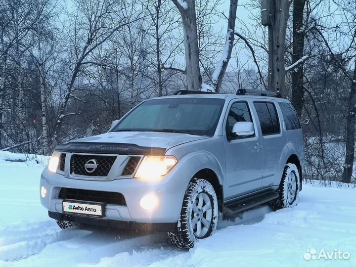 Nissan Pathfinder 2.5 МТ, 2011, 289 000 км