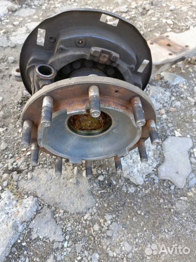 Балка Ивеко траккер