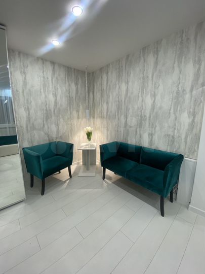 2-к. квартира, 42 м², 2/5 эт.