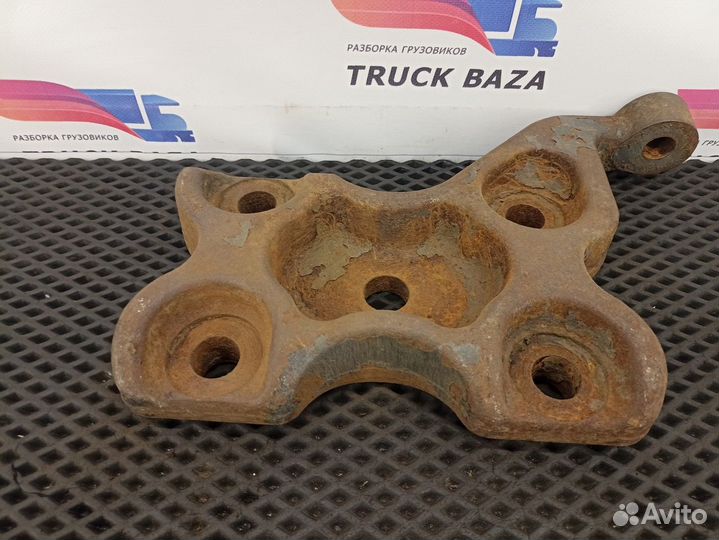 5010600043 Кронштейн амортизатора заднего правый