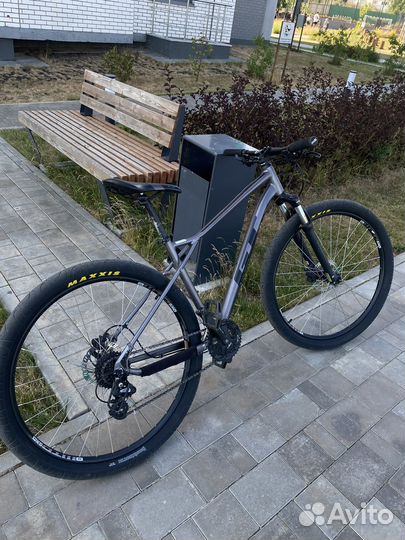 Велосипед gt