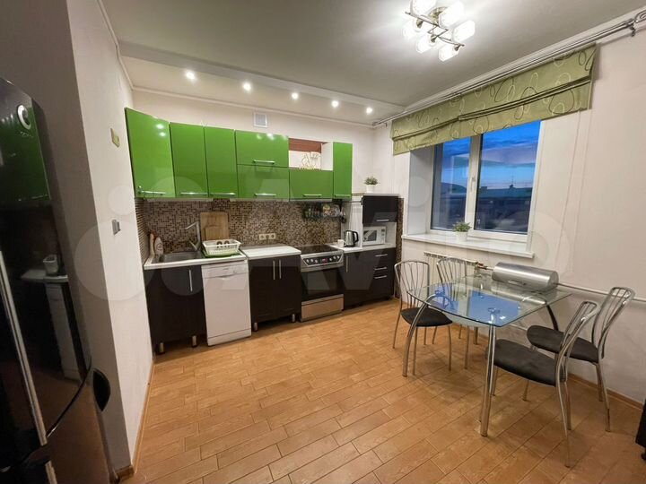 4-к. квартира, 82 м², 5/5 эт.