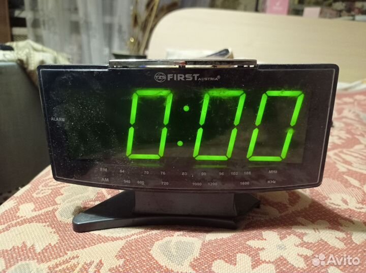 Радио часы будильник