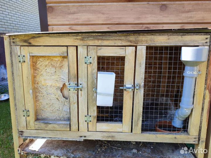 2 клетки для кроликов
