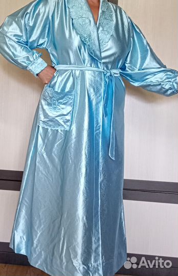 Атласный халат