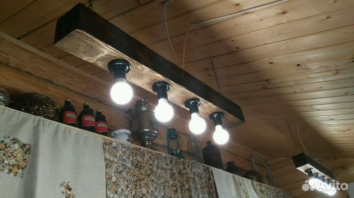 Люстра деревянная