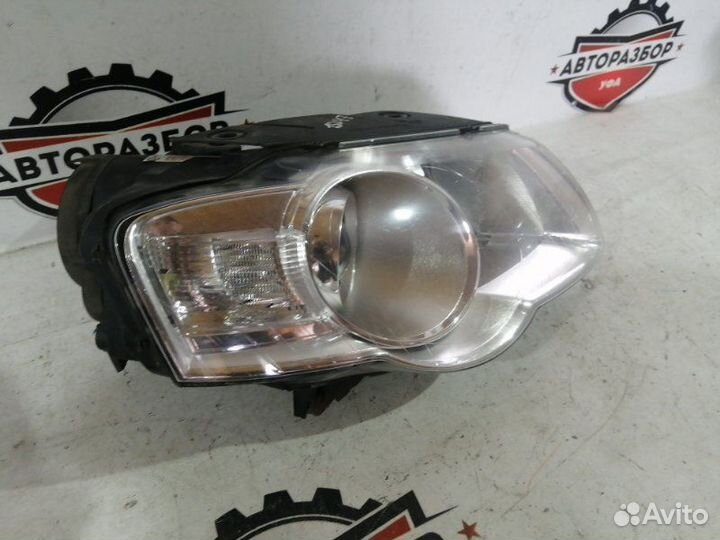 Фара галогеновая правая Volkswagen Passat B6