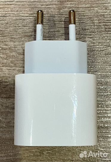 Адаптер питания apple 20w