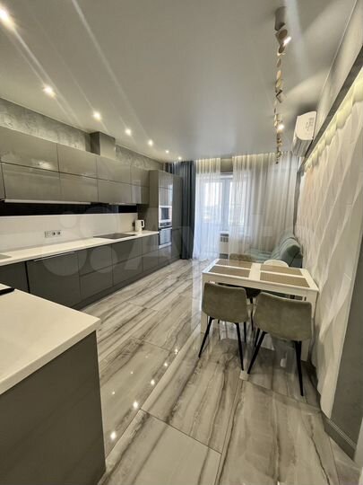 3-к. квартира, 85 м², 11/16 эт.