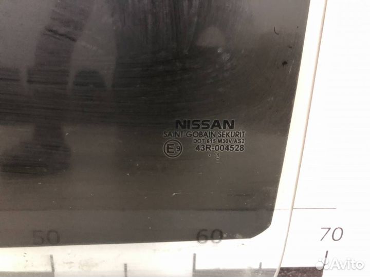 Стекло двери задней левой Nissan Tiida C11 2007-20