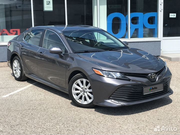 Toyota Camry, 2017
