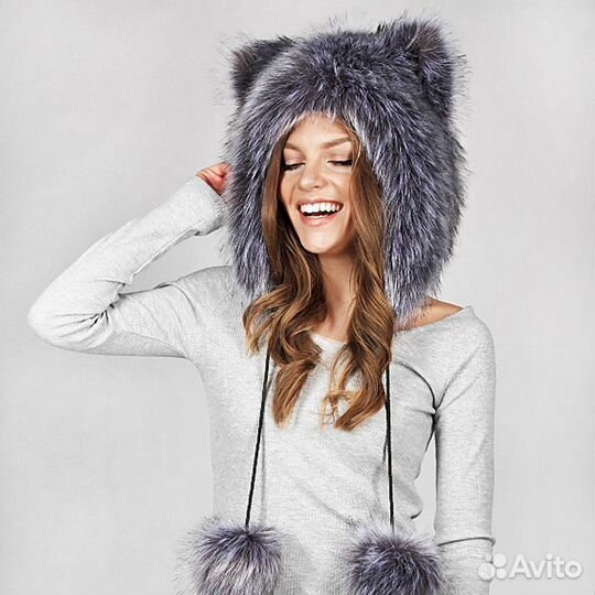 Шапка с ушками, Зверошапка Чернобурка с помпонами