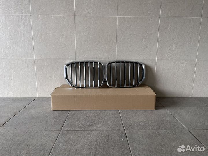 Решетка радиатора BMW X5 G05 (оригинал)