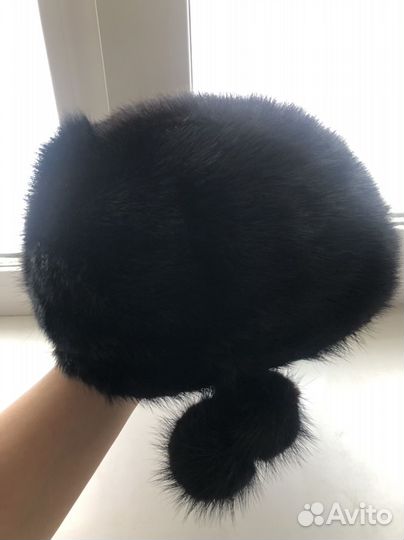Черный норковый берет