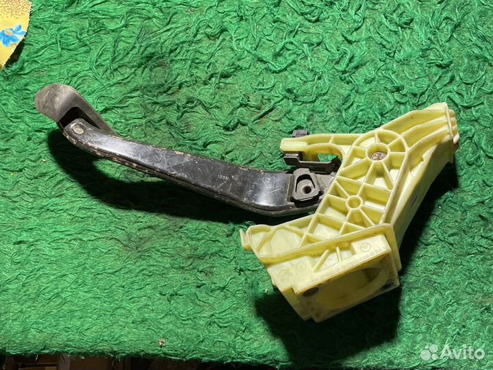 Педаль тормоза bmw x5 e70 07-13