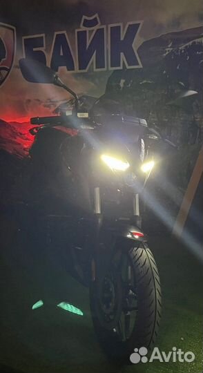 Мотоцикл bajaj Pulsar N250