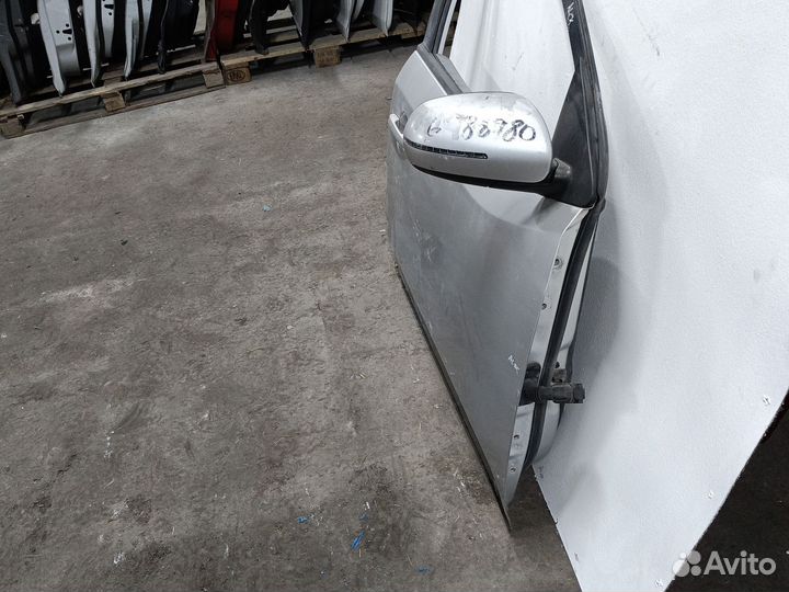 Дверь боковая перед. прав. Kia Cerato TD