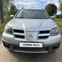 Mitsubishi Outlander 2.4 AT, 2002, 150 000 км, с пробегом, цена 675 000 руб.