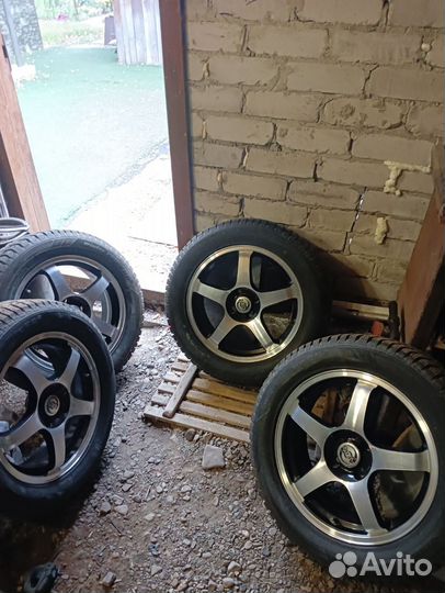 Hankook Winter I'Cept Evo 6.5/55 R16