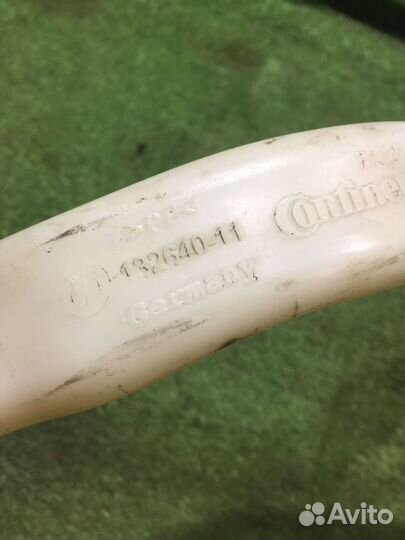 Заливная горловина бочка омывателя BMW 5 F10 F11 F