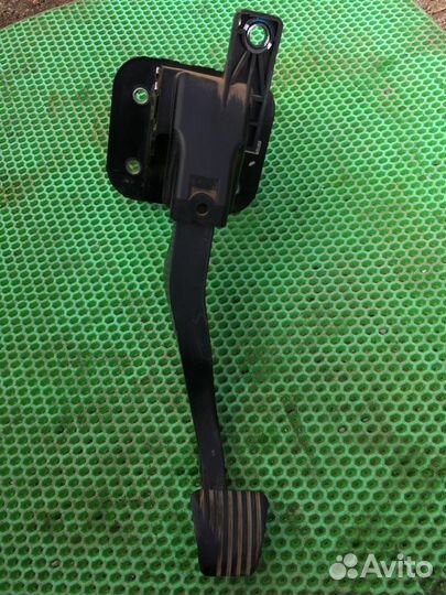 Педаль сцепления Chevrolet Lacetti F16D3 2008