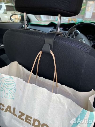 Автомобильный крючок для спинки сиденья