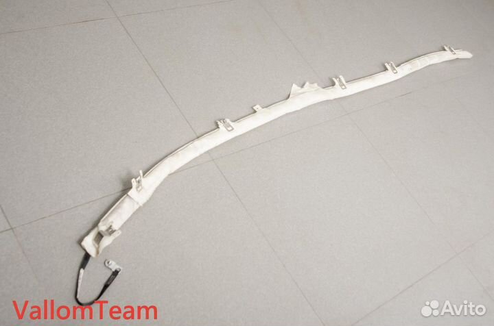 Лот X142 Шторка безопасности левая BMW X5 E70