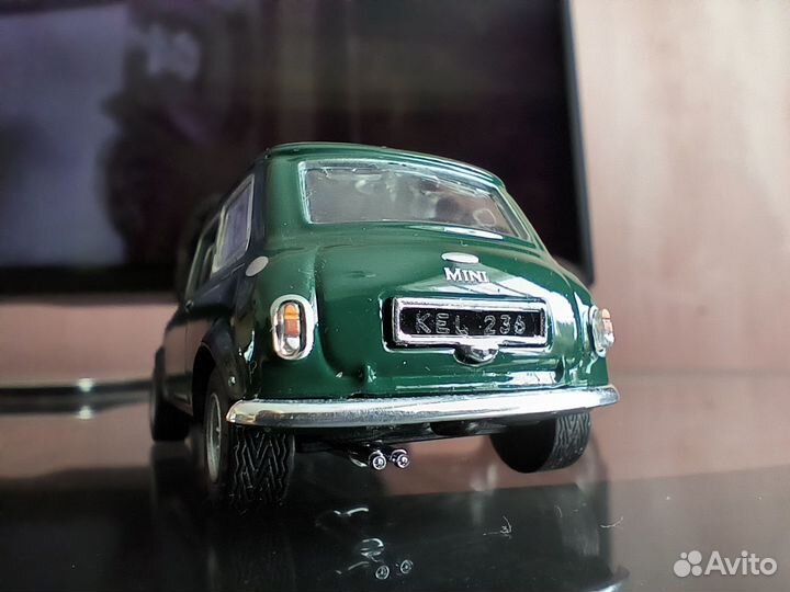 Mini Cooper 1:43 Cararama