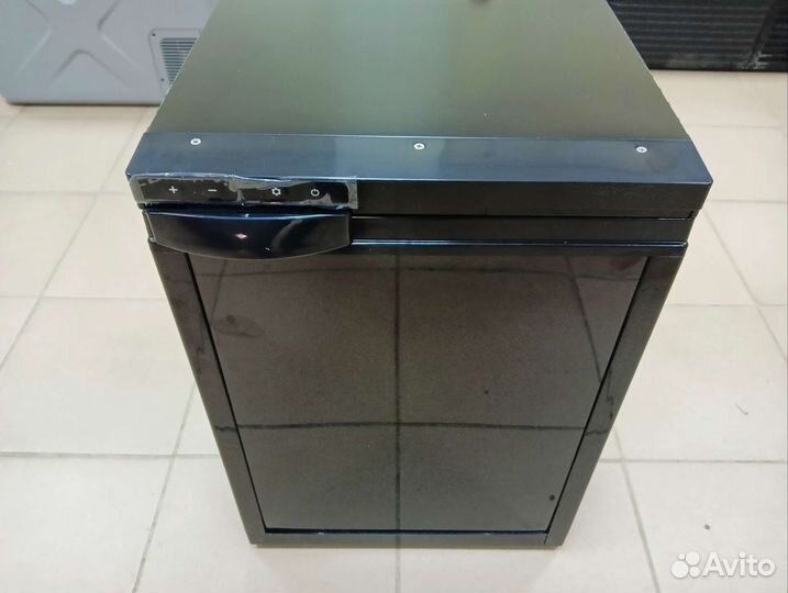 Автомобильный холодильник Alpicool CR50